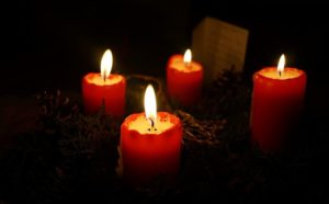 lucia-vidal-3-min-300x300 Vidente de nacimiento sin gabinete